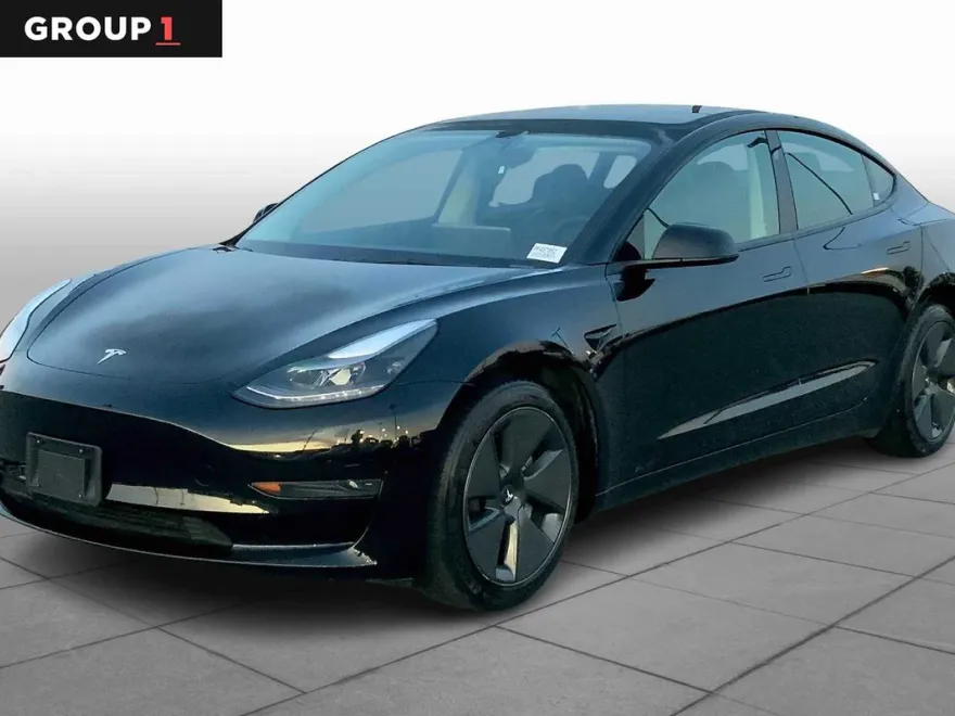 2023 Tesla Model 3 photo 1
