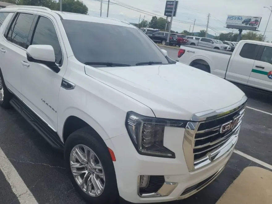 2022 Gmc Yukon SLT photo 1