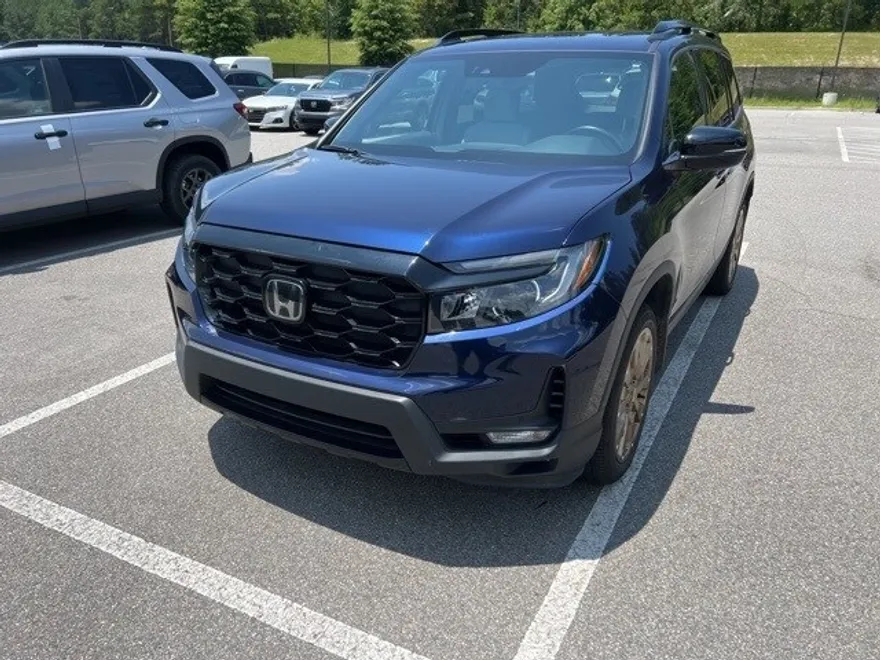 2023 Honda Passport Elite photo 1