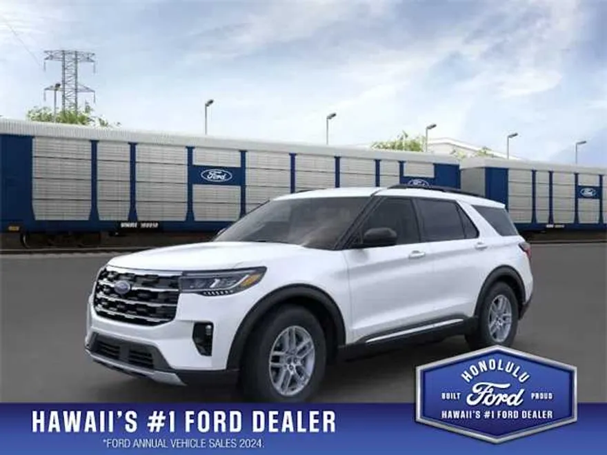 2025 Ford Explorer photo 1