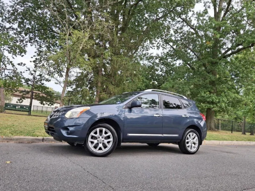 2013 Nissan Rogue SV SL photo 1