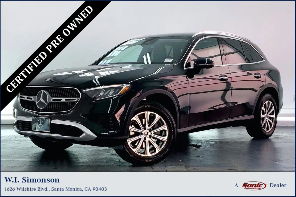 2024 Mercedes Benz GLC 300 photo 1