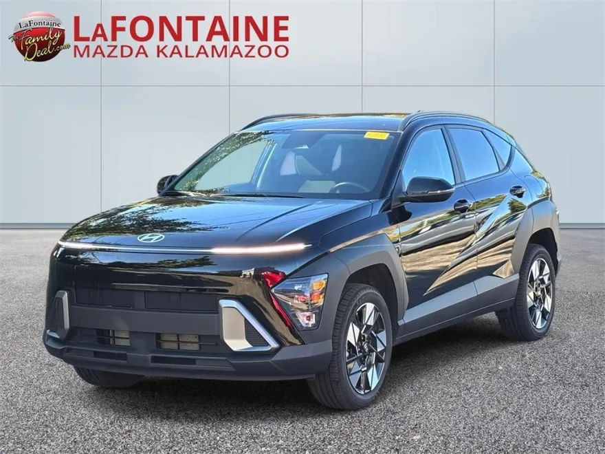 2024 Hyundai Kona SEL photo 1