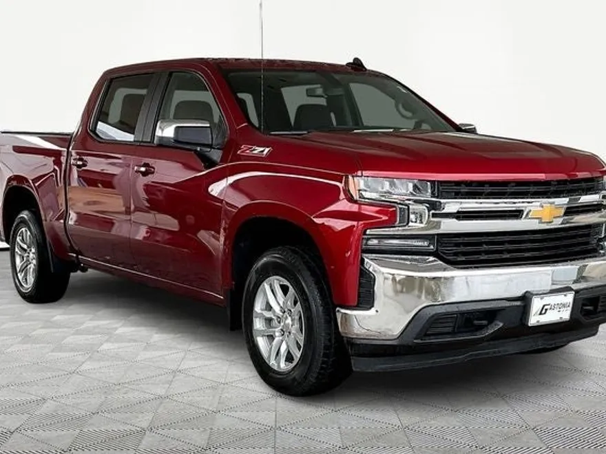 2019 Chevrolet Silverado 1500 LT photo 1