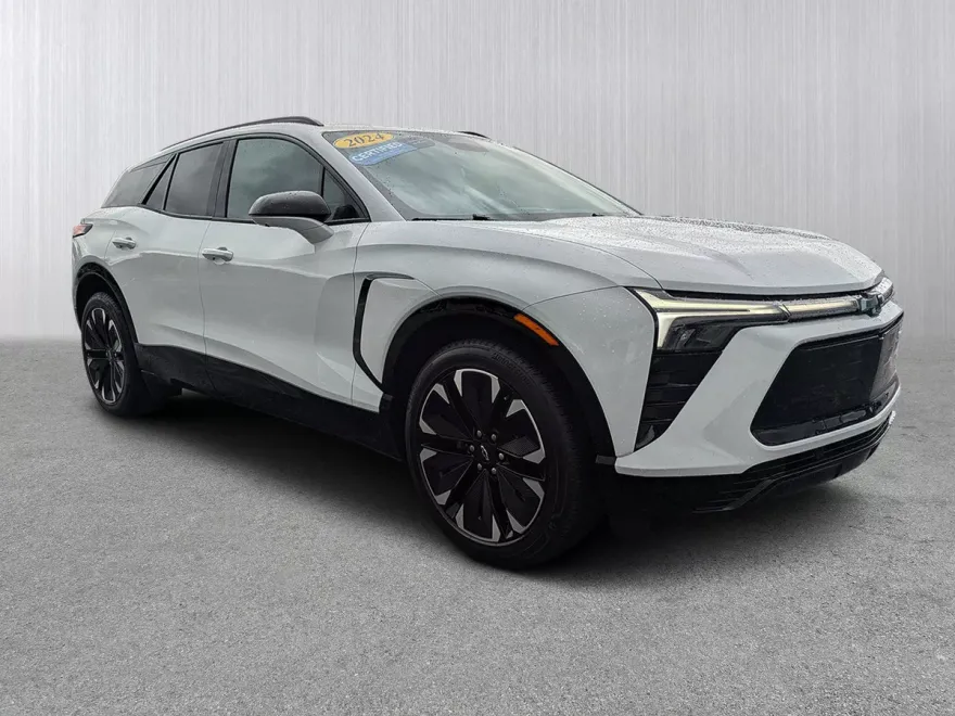 2024 Chevrolet Blazer EV RS photo 1