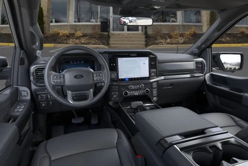 2025 Ford F-150 Lariat photo 1