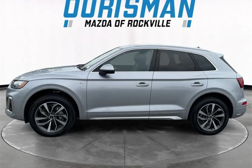 2024 Audi Q5 45 S line Premium Plus photo 1