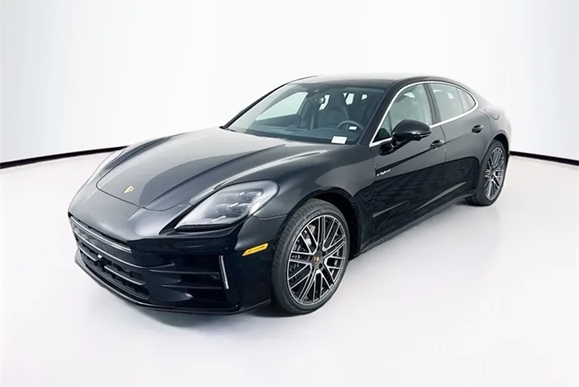 2026 Porsche Panamera E-Hybrid 4 photo 1
