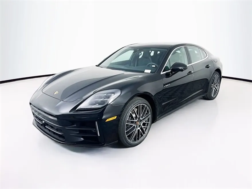 2026 Porsche Panamera E-Hybrid 4 photo 1