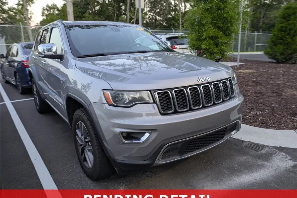 2020 Jeep Grand Cherokee Limited photo 1
