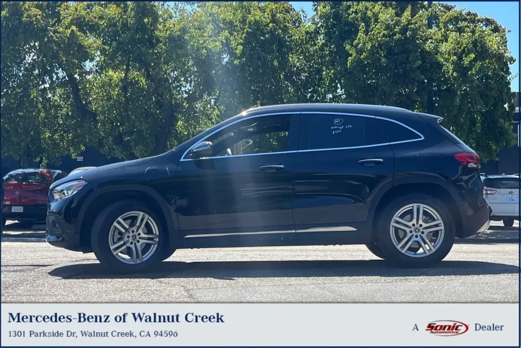 2023 Mercedes Benz GLA 250 4MATIC photo 1