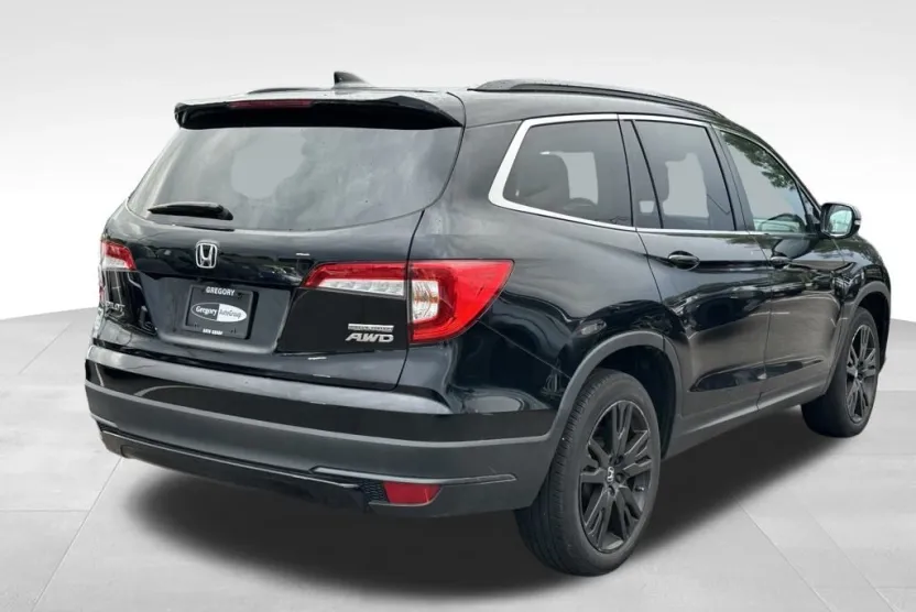 2022 Honda Pilot Special Edition photo 1