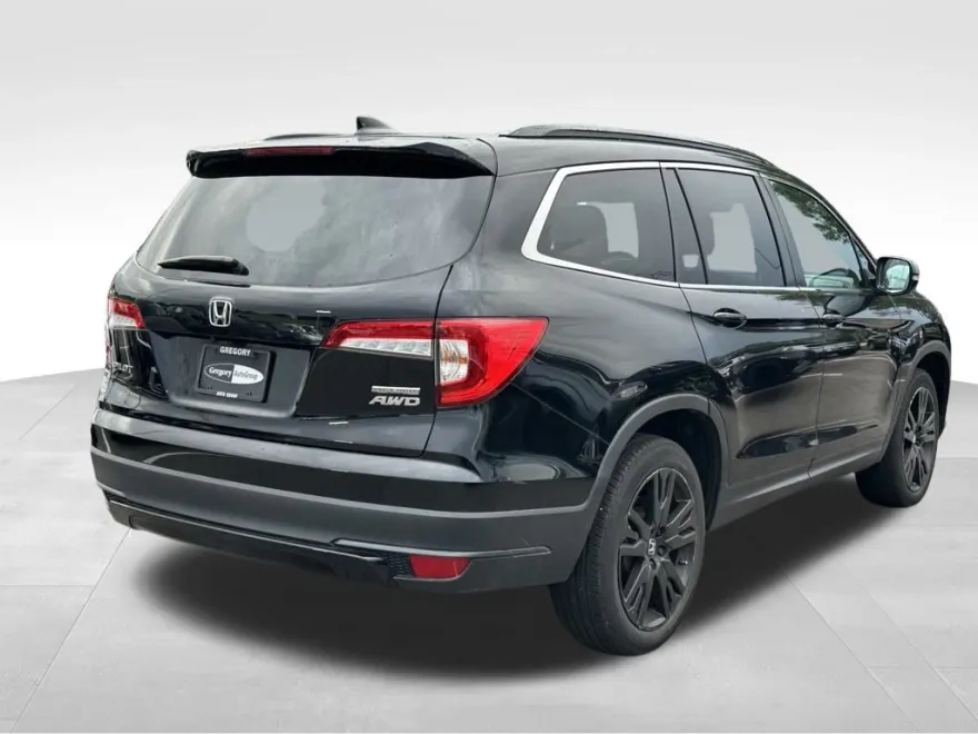 2022 Honda Pilot Special Edition photo 1
