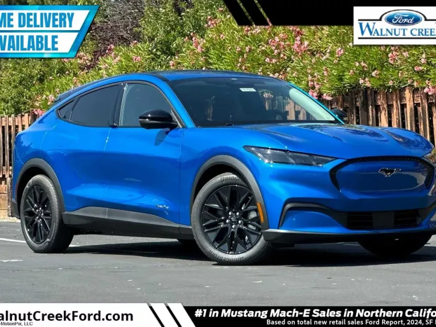 2025 Ford Mustang Mach-E Select photo 1