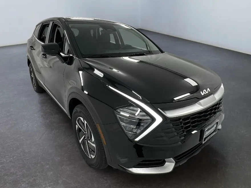 2025 Kia Sportage Hybrid LX photo 1