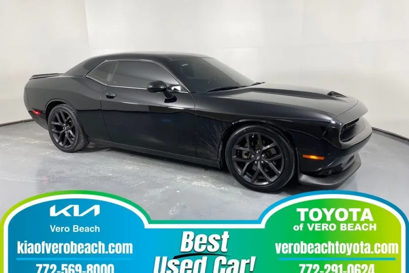 2021 Dodge Challenger GT photo 1
