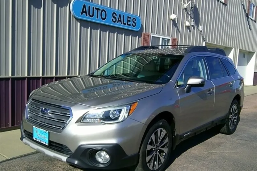 2017 Subaru Outback Limited photo 1
