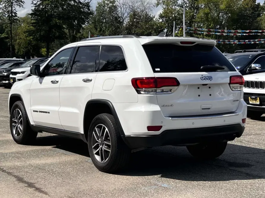 2022 Jeep Cherokee Limited photo 1