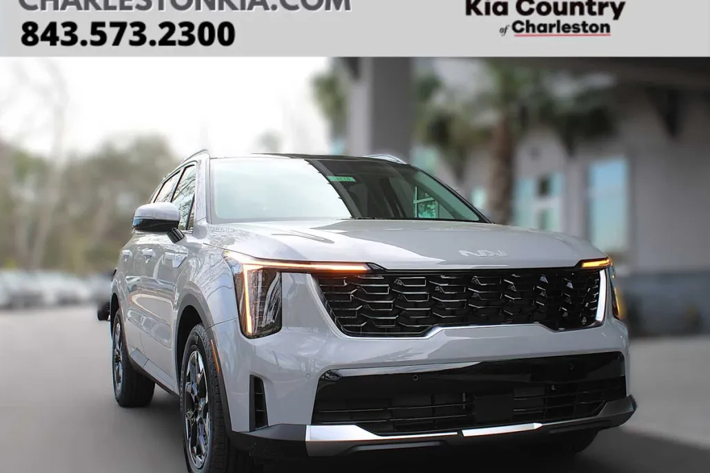 2026 Kia Sorento S photo 1