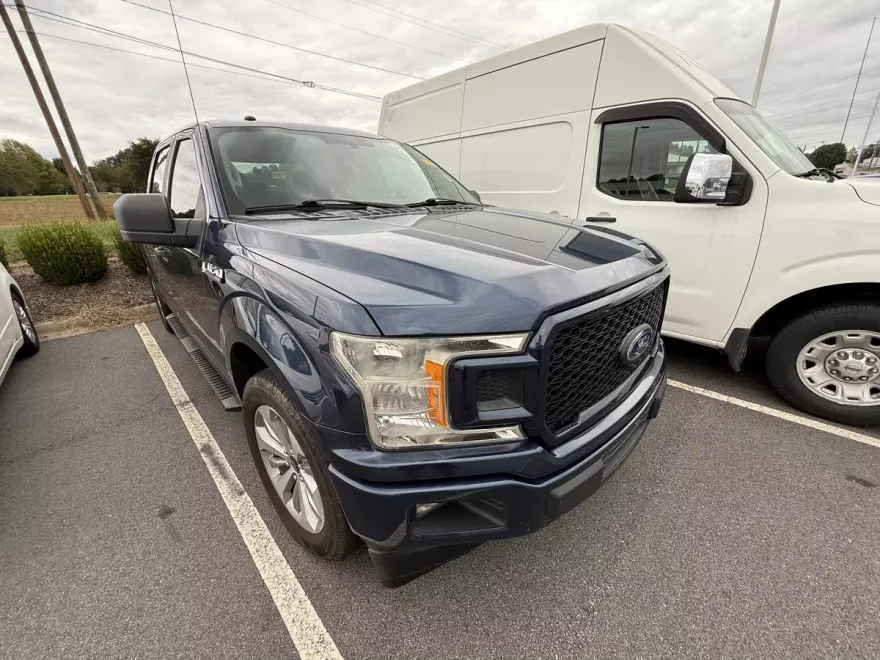 2018 Ford F-150 photo 1