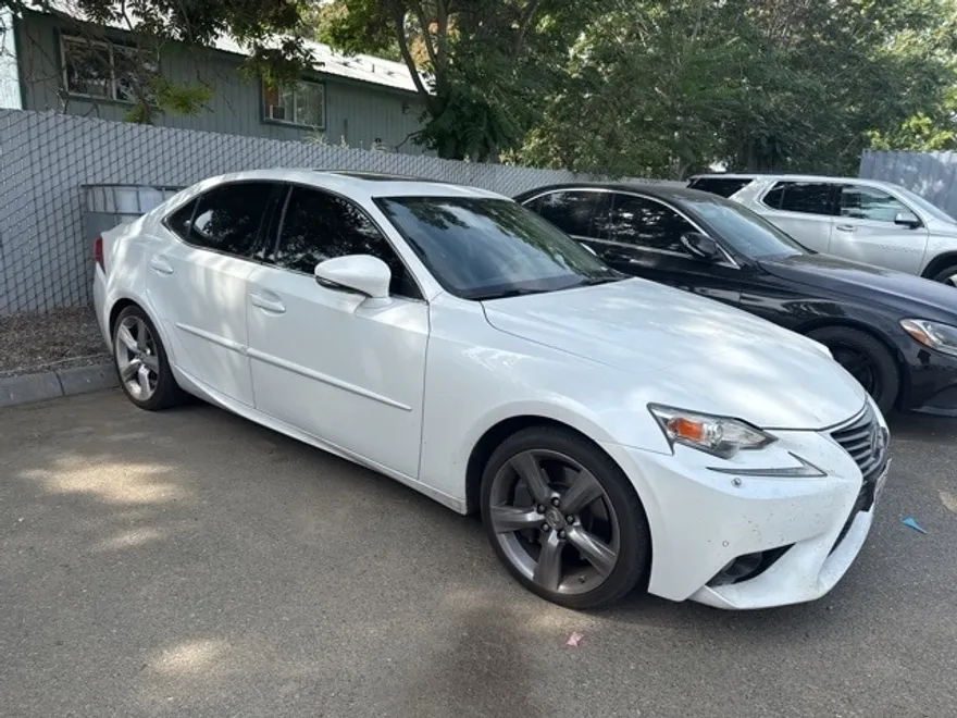 2014 Lexus IS 350 photo 1