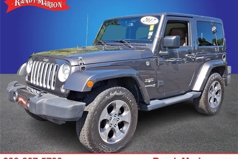 2017 Jeep Wrangler Sahara photo 1