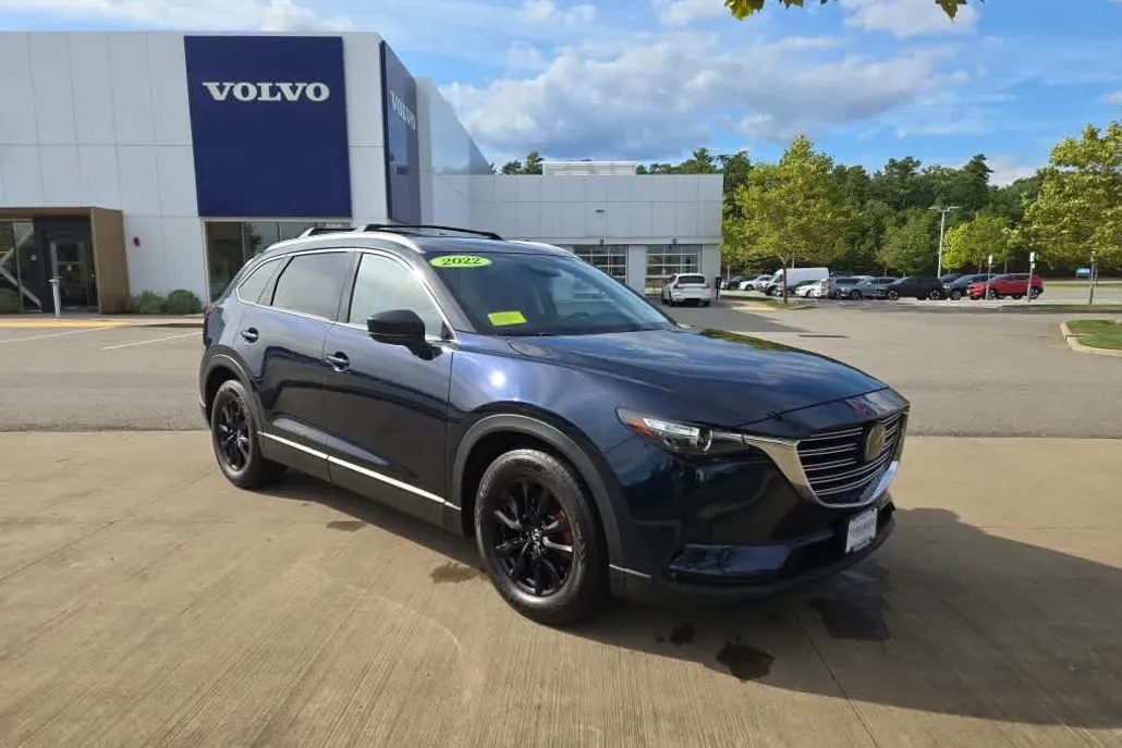2022 Mazda CX-9 Touring photo 1