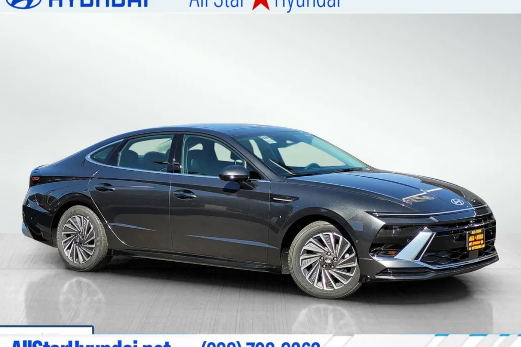 2025 Hyundai Sonata Hybrid Limited photo 1