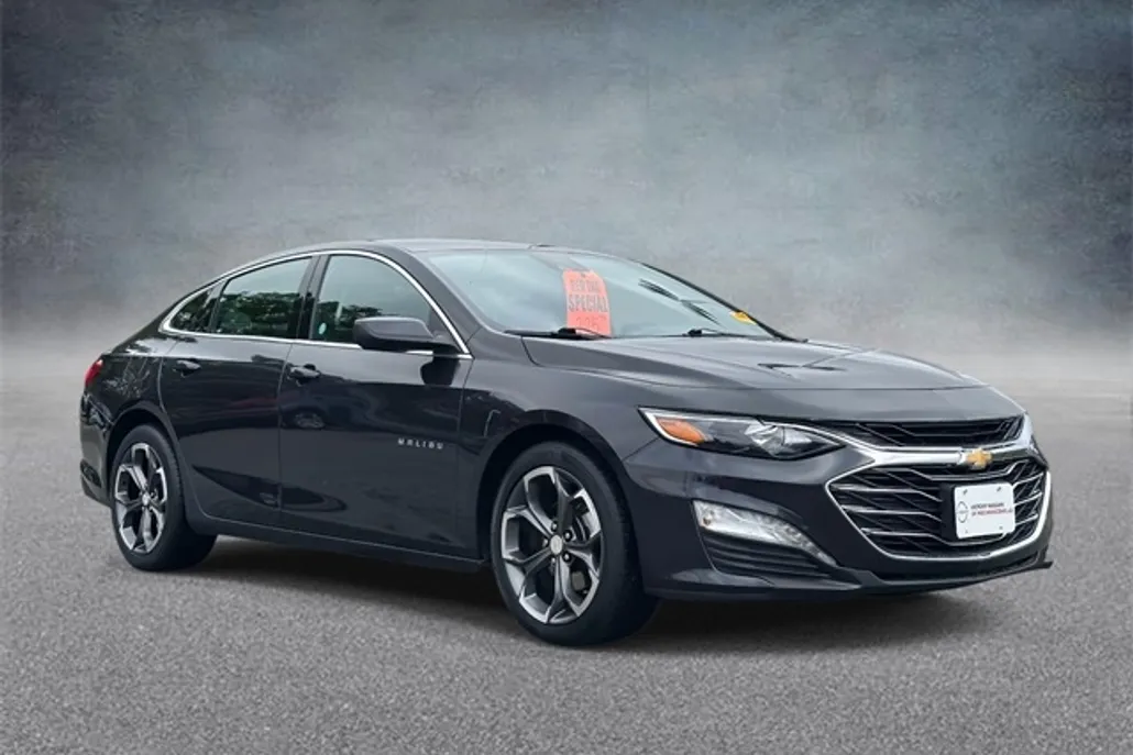 2023 Chevrolet Malibu 1LT photo 1