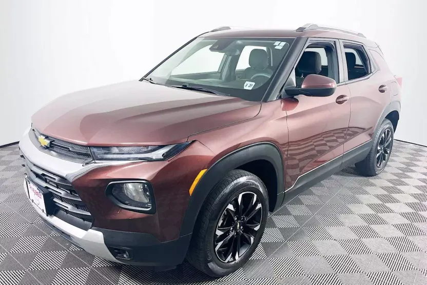 2022 Chevrolet Trailblazer LT photo 1