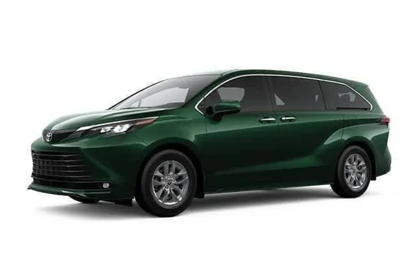 2025 Toyota Sienna XLE photo 1