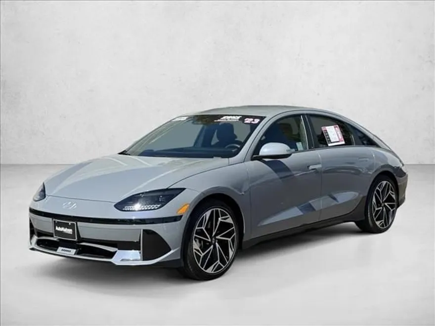 2023 Hyundai Ioniq 6 SEL photo 1
