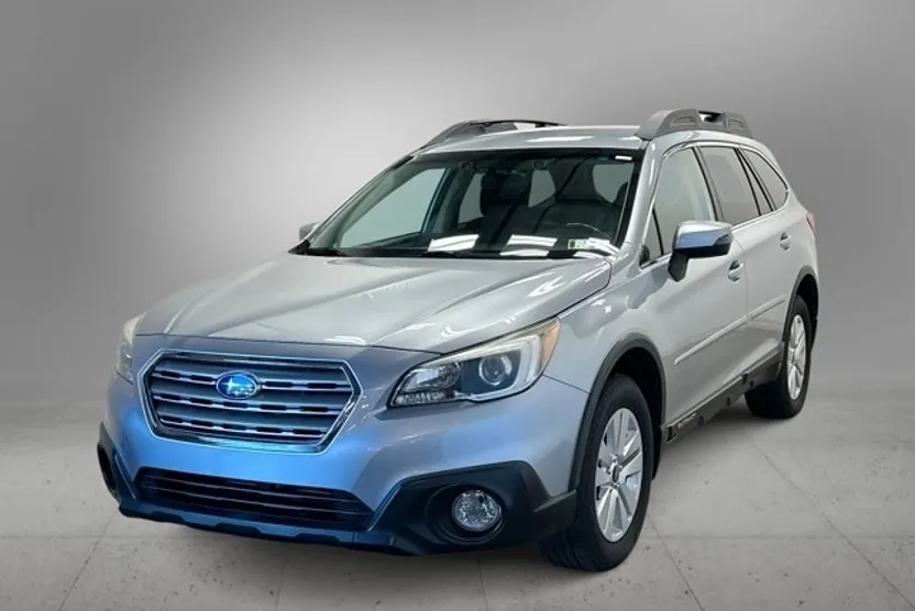 2015 Subaru Outback 2.5i Premium photo 1