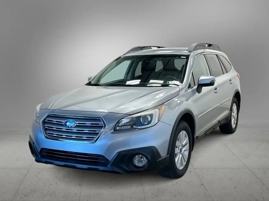 2015 Subaru Outback 2.5i Premium photo 1
