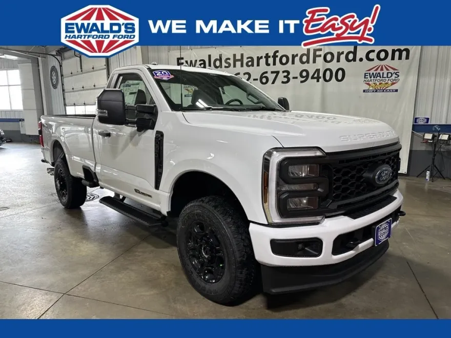 2025 Ford F-350 photo 1