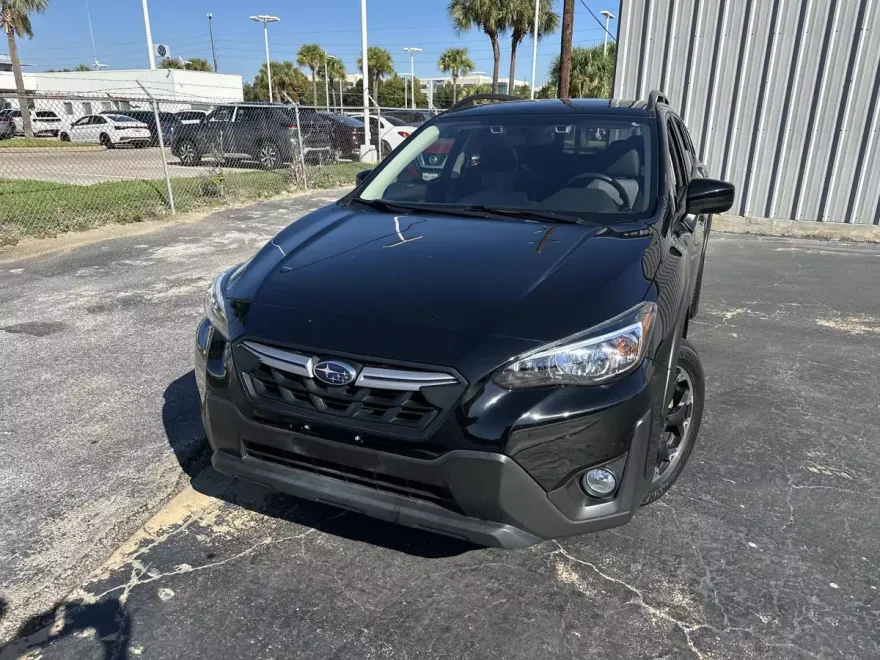2023 Subaru Crosstrek Premium photo 1