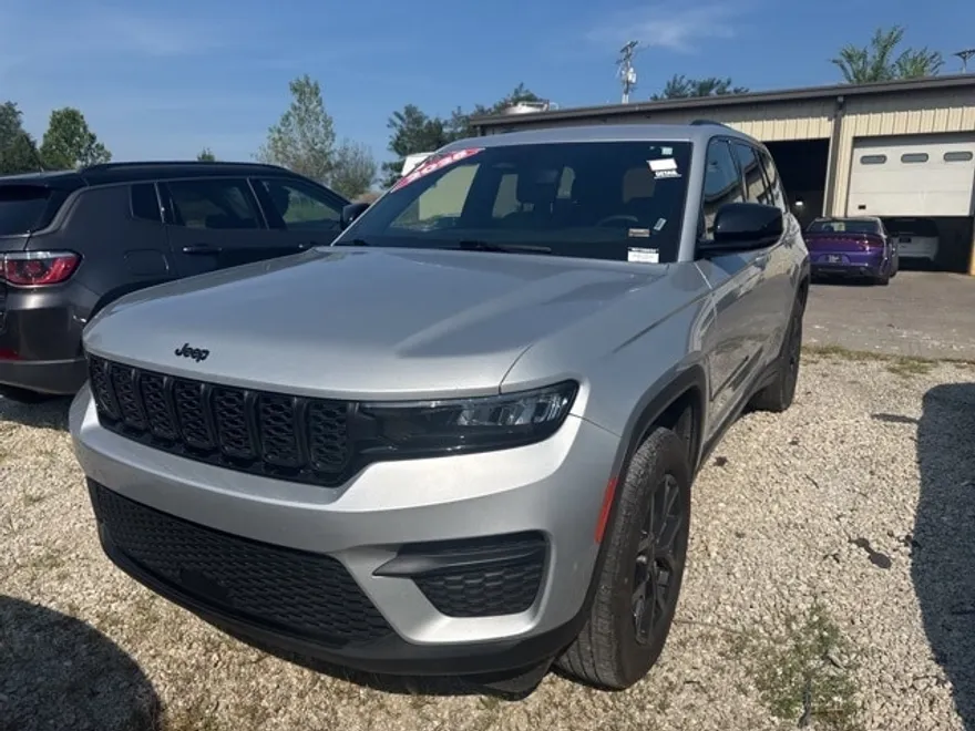 2024 Jeep Grand Cherokee Altitude X photo 1