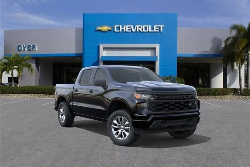 2026 Chevrolet Silverado 1500 Custom photo 1