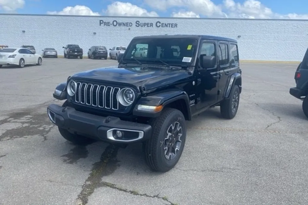 2024 Jeep Wrangler Sahara photo 1