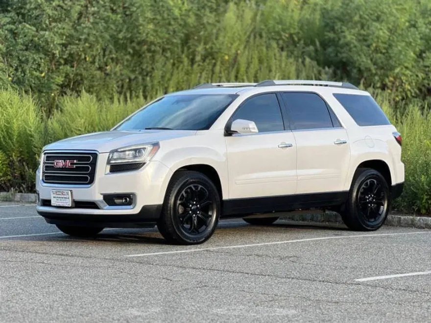 2016 Gmc Acadia SLT photo 1