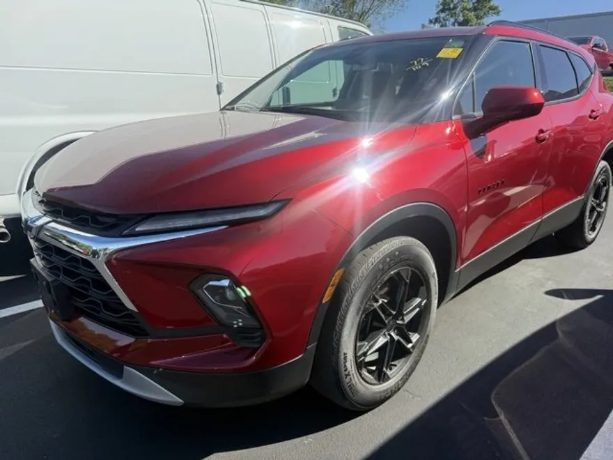 2023 Chevrolet Blazer 2LT photo 1