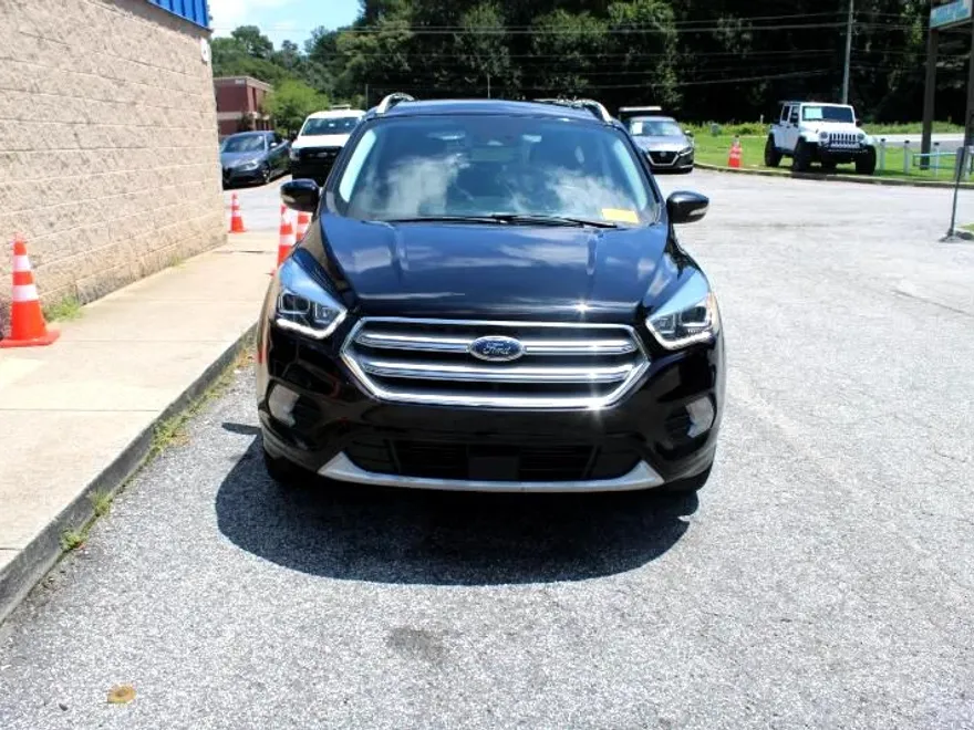 2019 Ford Escape Titanium photo 1