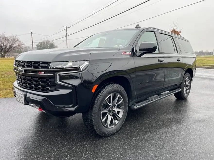 2021 Chevrolet Suburban LTZ photo 1