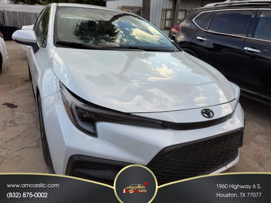 2023 Toyota Corolla SE photo 1