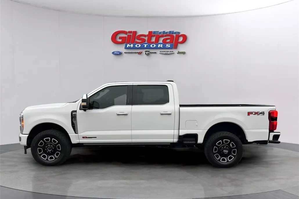 2023 Ford F-250 photo 1