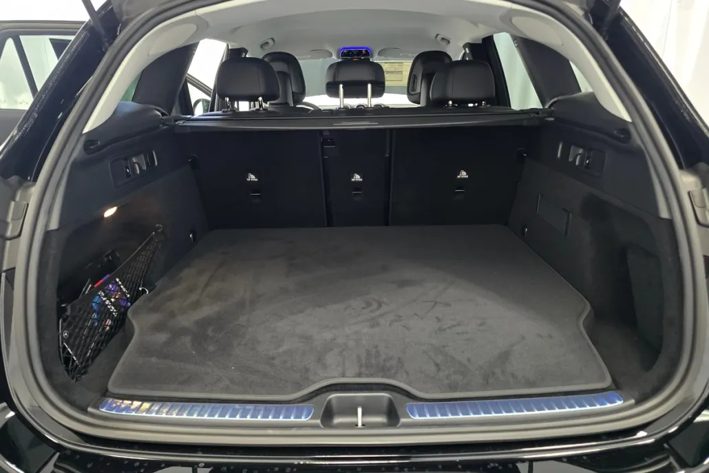 2025 Mercedes Benz GLC 350e 4MATIC photo 1