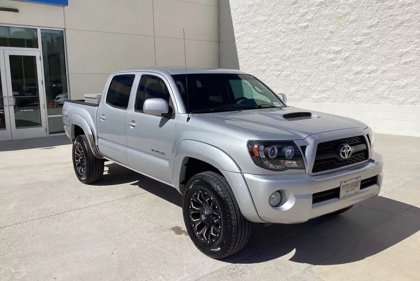 2011 Toyota Tacoma Base photo 1