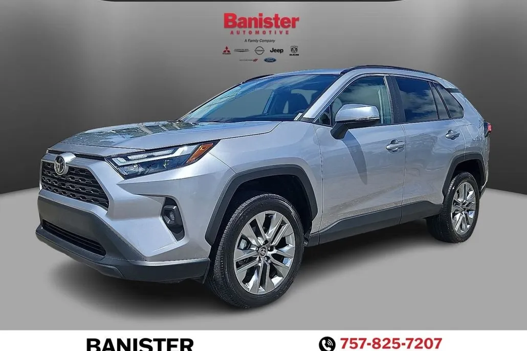 2023 Toyota RAV4 XLE Premium photo 1