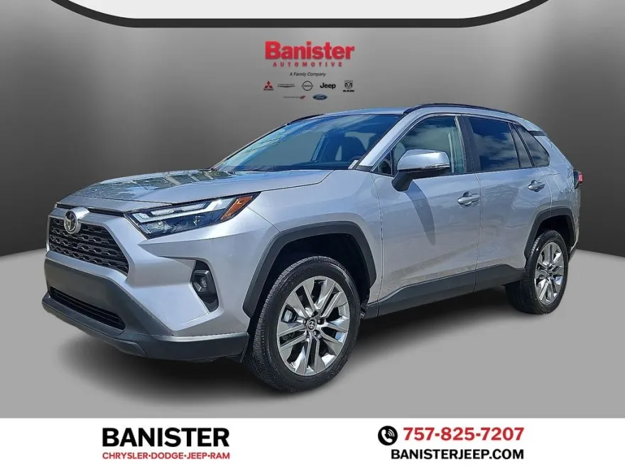 2023 Toyota RAV4 XLE Premium photo 1