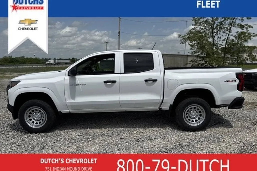 2025 Chevrolet Colorado LT photo 1